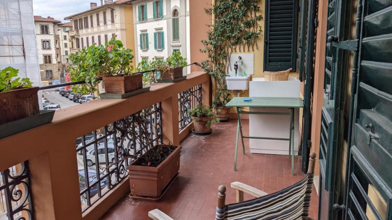 Double Bedroom In Beautiful 30'S Style Apartment Florencie Exteriér fotografie