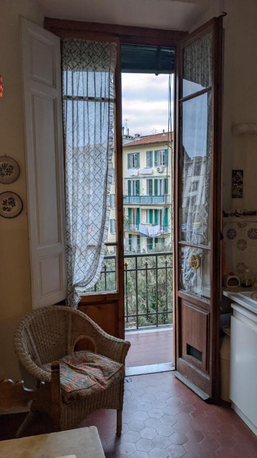 Double Bedroom In Beautiful 30'S Style Apartment Florencie Exteriér fotografie